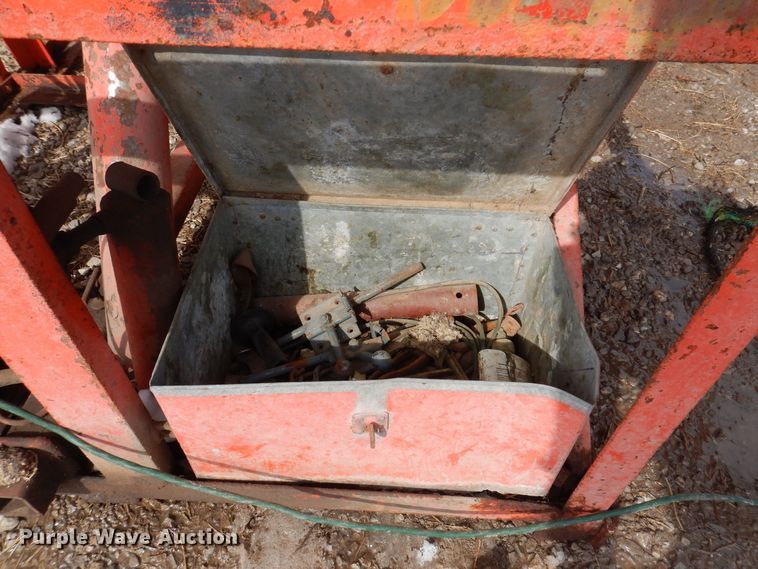 image for item IO9471 Shank's Machine Co. Tilt Table  hoof trimming chute