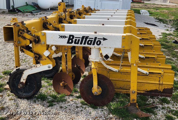 image for item JB9478 Buffalo 63000630  row crop cultivator