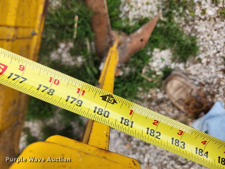 image for item JB9478 Buffalo 63000630  row crop cultivator