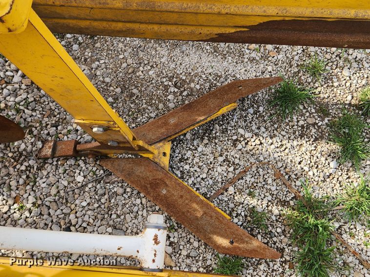 image for item JB9478 Buffalo 63000630  row crop cultivator