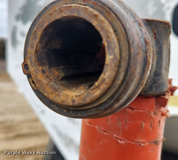 image for item JB9496 Dempster Clipper 200S  fertilizer spreader