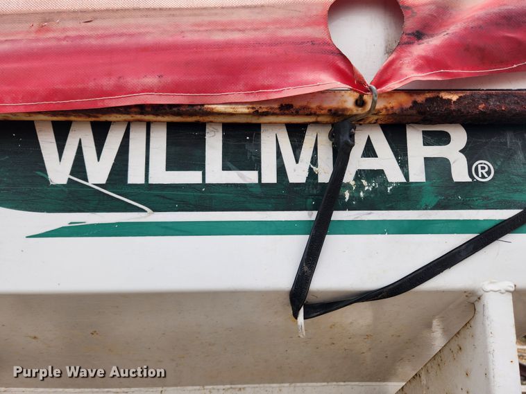 image for item JB9498 Willmar Super 600  fertilizer spreader