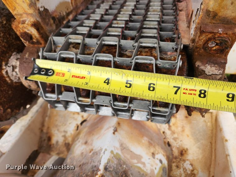 image for item JB9499 Willmar Super 600  fertilizer spreader