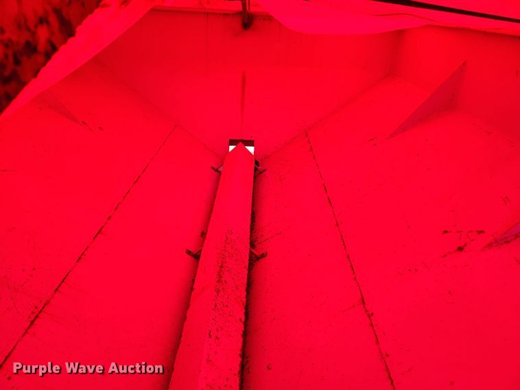 image for item JB9499 Willmar Super 600  fertilizer spreader