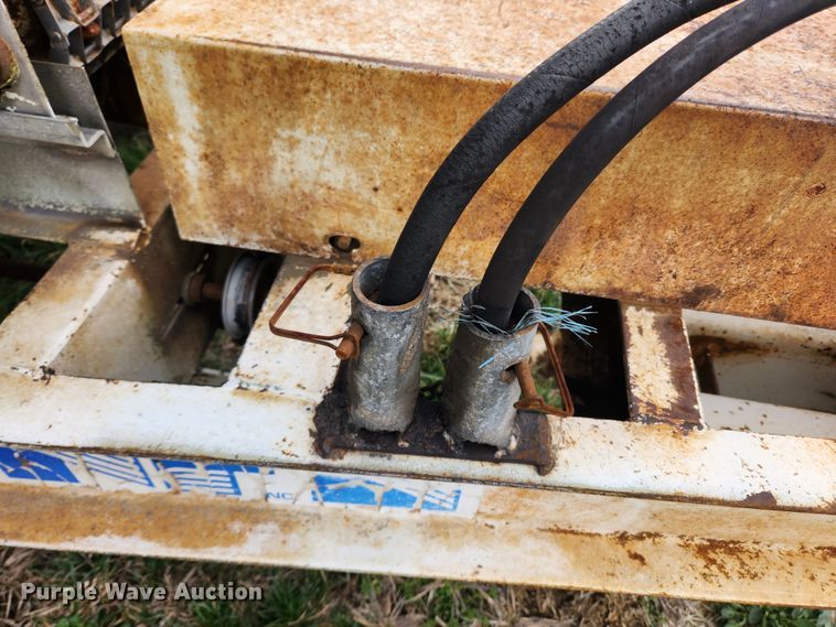 image for item JB9500 Tyler  fertilizer spreader