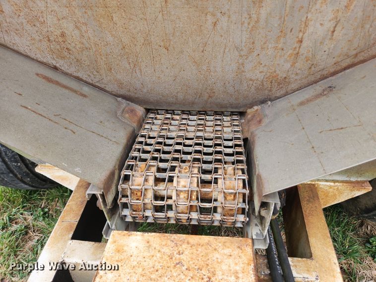 image for item JB9500 Tyler  fertilizer spreader