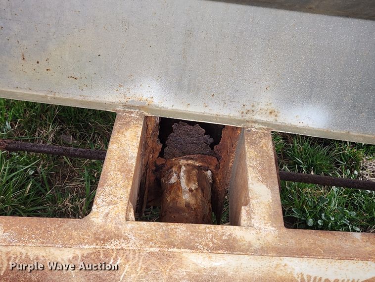 image for item JB9500 Tyler  fertilizer spreader