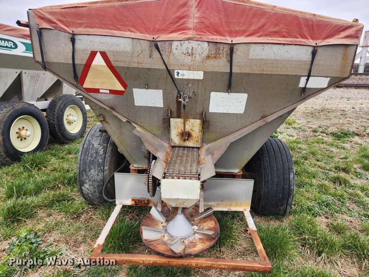 image for item JB9500 Tyler  fertilizer spreader