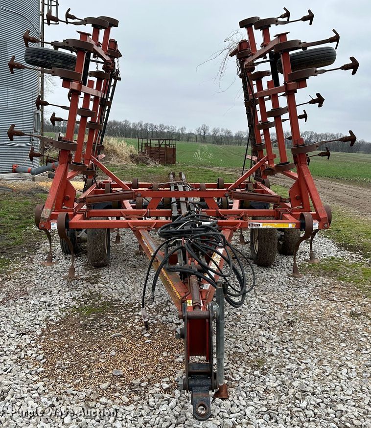image for item JC9967 Kent 5323 Series V  field cultivator