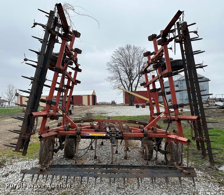 image for item JC9967 Kent 5323 Series V  field cultivator