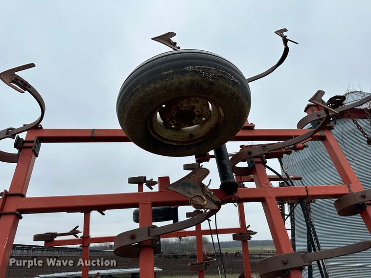 image for item JC9967 Kent 5323 Series V  field cultivator