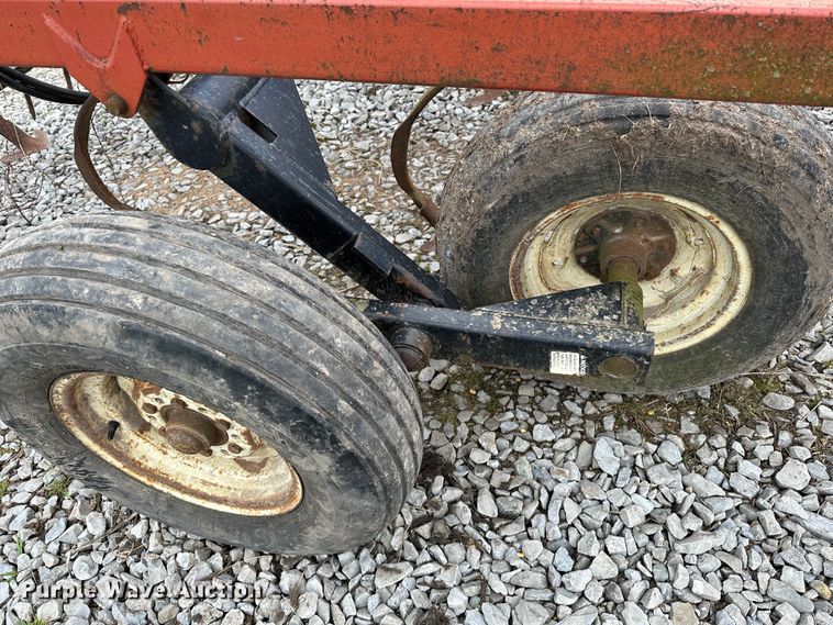 image for item JC9967 Kent 5323 Series V  field cultivator