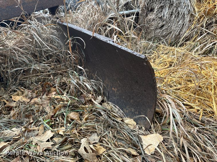 image for item JD9639 90" W three point blade