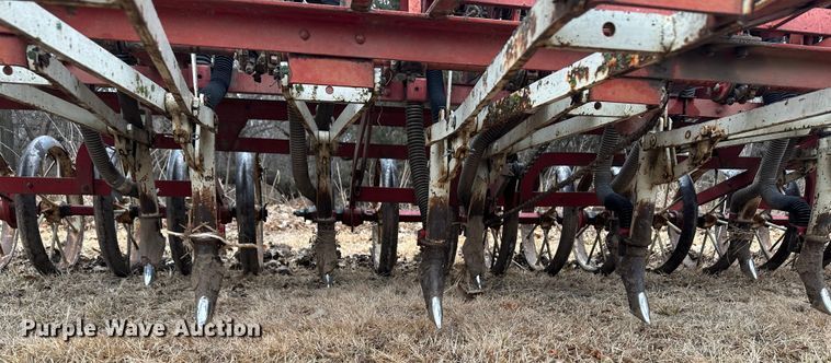 image for item JD9641 International 150  grain drill