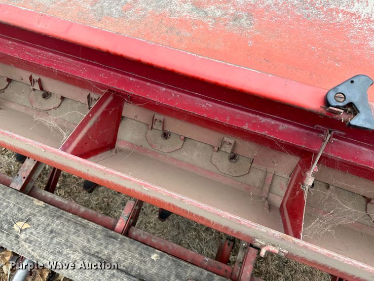 image for item JD9641 International 150  grain drill