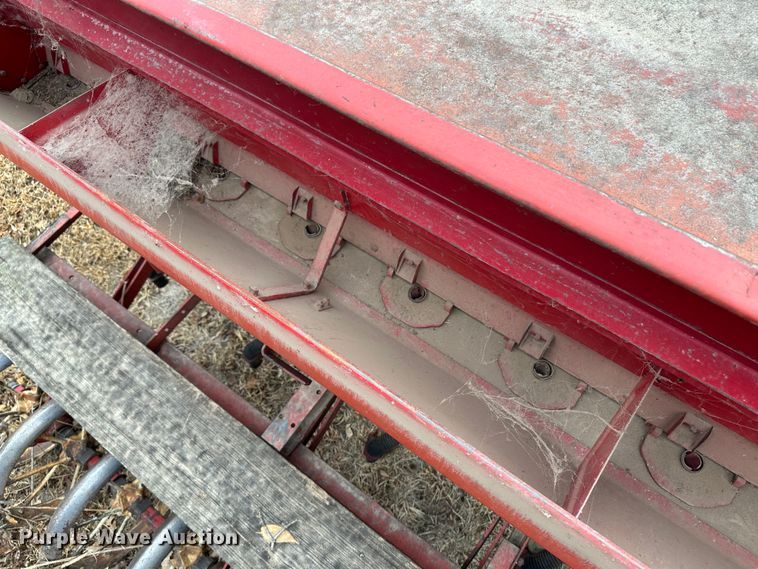 image for item JD9641 International 150  grain drill