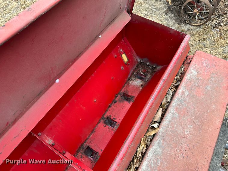 image for item JD9641 International 150  grain drill