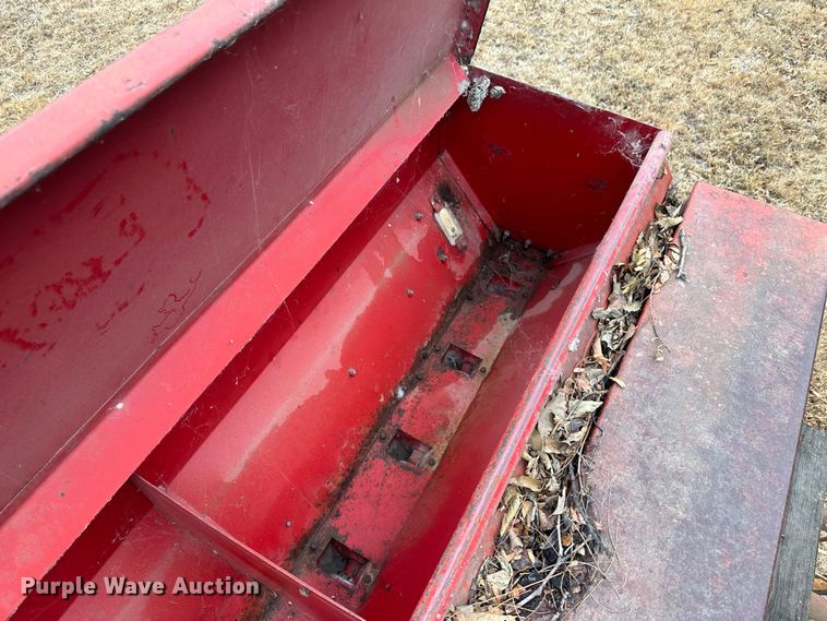 image for item JD9641 International 150  grain drill