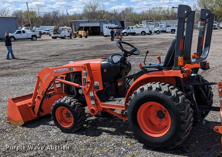 image for item KB9531 Kubota B2320D  MFWD tractor