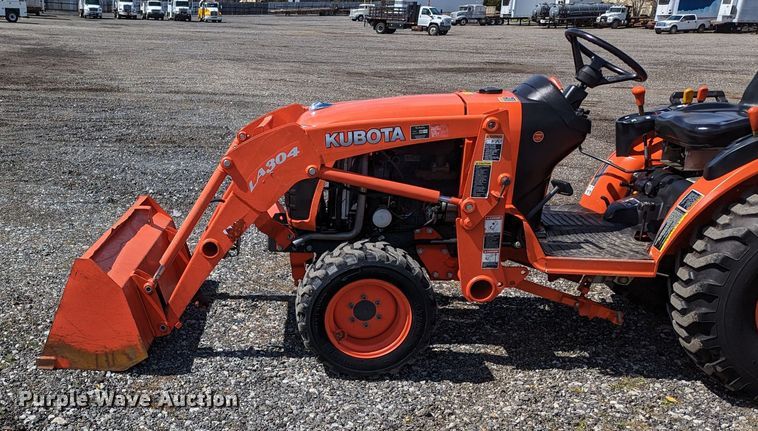 image for item KB9531 Kubota B2320D  MFWD tractor