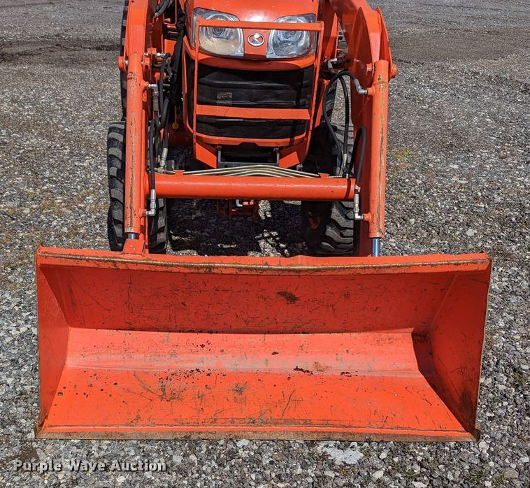 image for item KB9531 Kubota B2320D  MFWD tractor