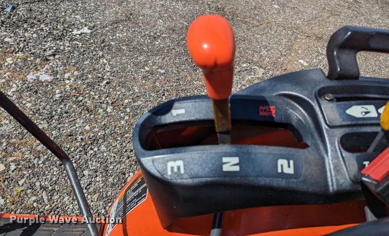 image for item KB9531 Kubota B2320D  MFWD tractor