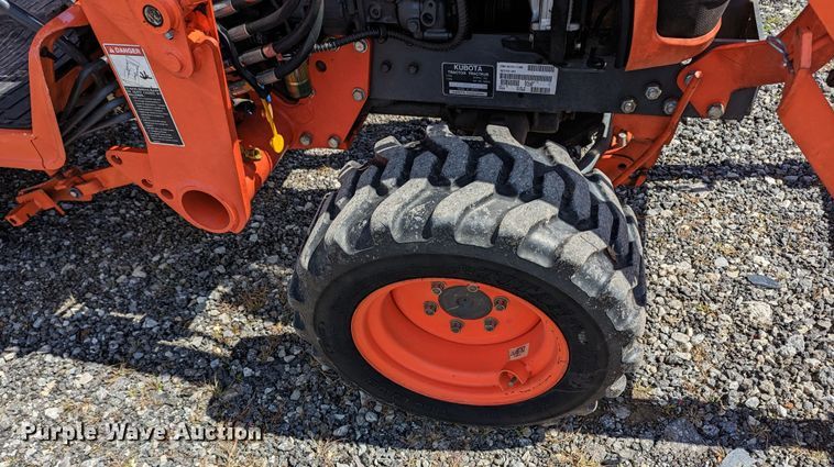 image for item KB9531 Kubota B2320D  MFWD tractor