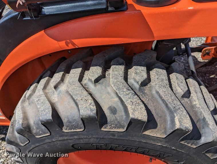 image for item KB9531 Kubota B2320D  MFWD tractor