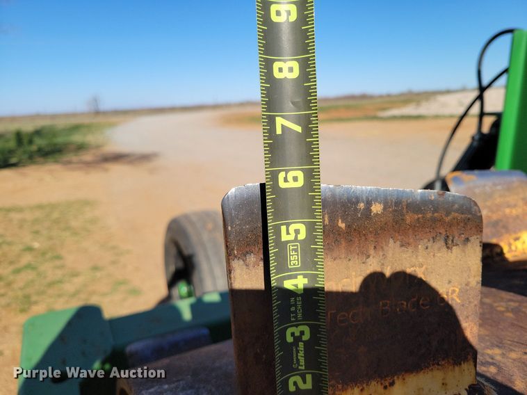 image for item KD9263 Ranch Worx SB 12x36  aerator