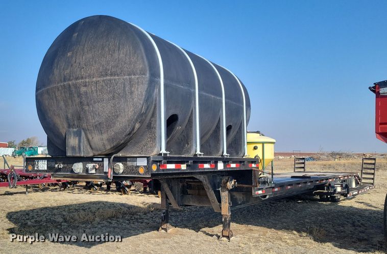 image for item KD9268 2006 Neville  sprayer trailer