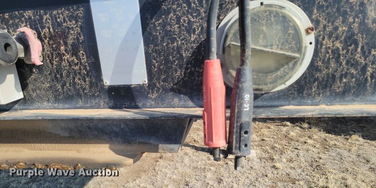 image for item KD9268 2006 Neville  sprayer trailer