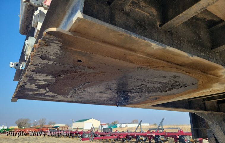 image for item KD9268 2006 Neville  sprayer trailer