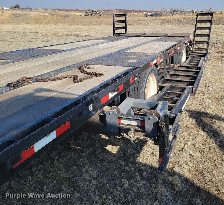 image for item KD9268 2006 Neville  sprayer trailer