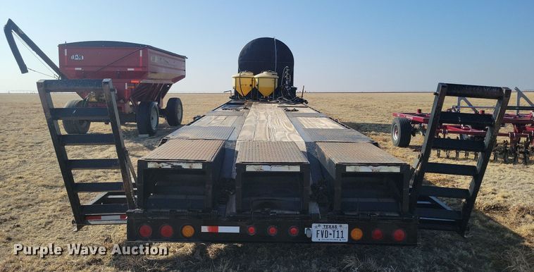 image for item KD9268 2006 Neville  sprayer trailer
