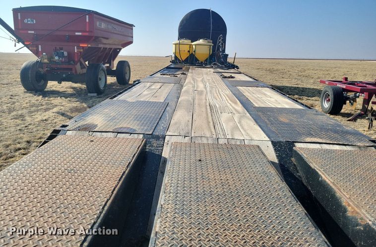 image for item KD9268 2006 Neville  sprayer trailer