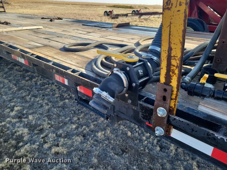 image for item KD9268 2006 Neville  sprayer trailer