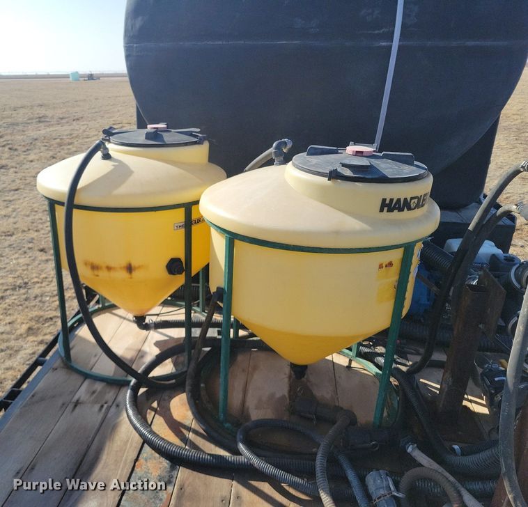 image for item KD9268 2006 Neville  sprayer trailer