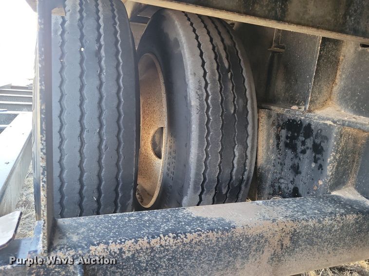 image for item KD9268 2006 Neville  sprayer trailer