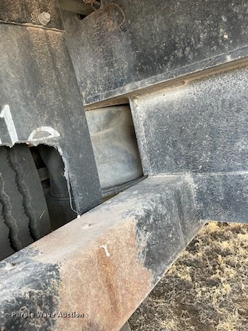 image for item KD9268 2006 Neville  sprayer trailer