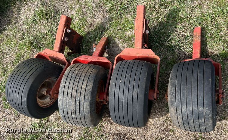 image for item KR9450 Implement wheels