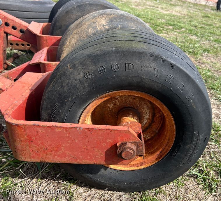 image for item KR9450 Implement wheels