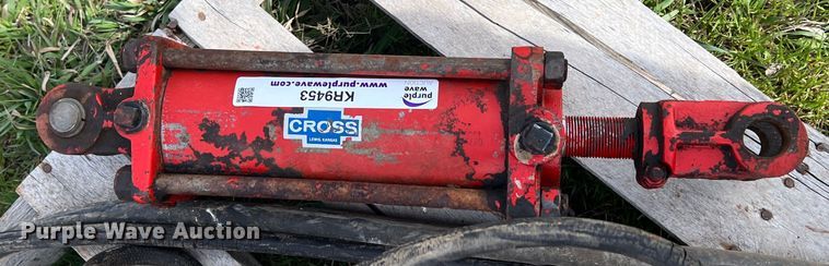 image for item KR9453 (6) hydraulic cylinders