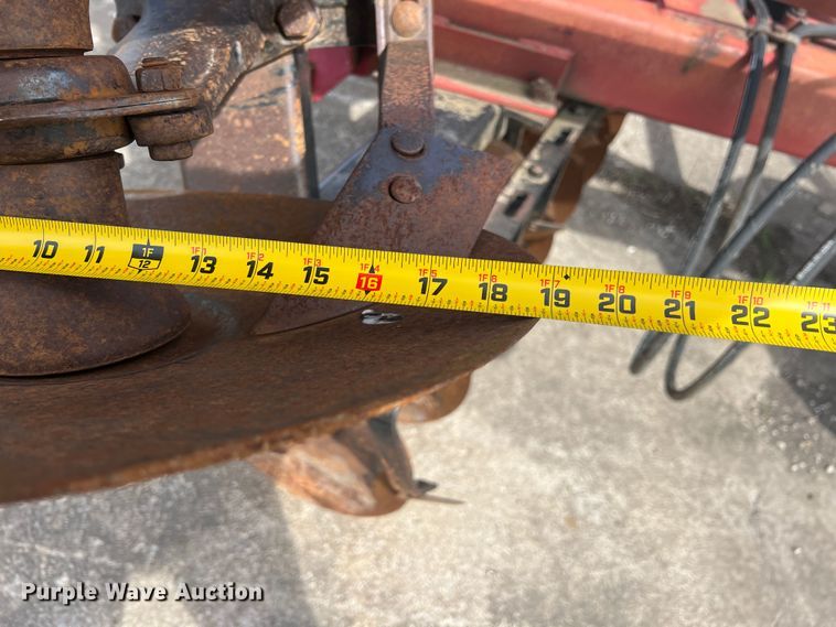 image for item KR9454 Case International 496  disk