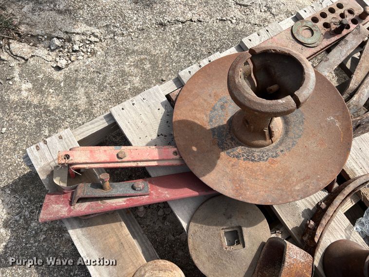 image for item KR9454 Case International 496  disk