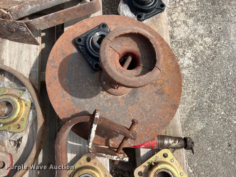 image for item KR9454 Case International 496  disk