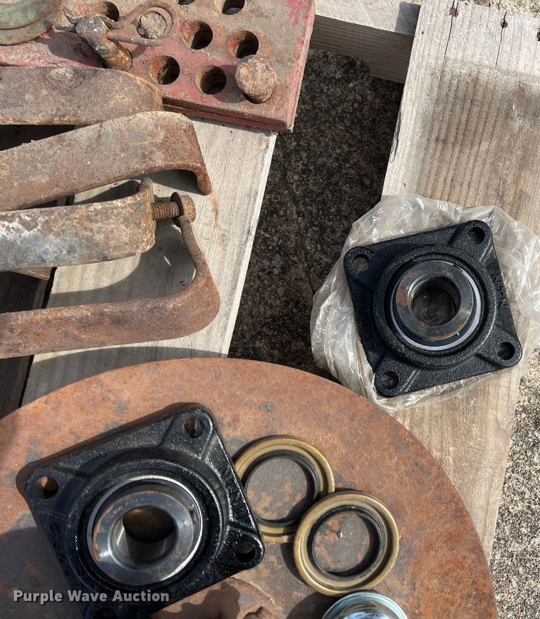 image for item KR9454 Case International 496  disk