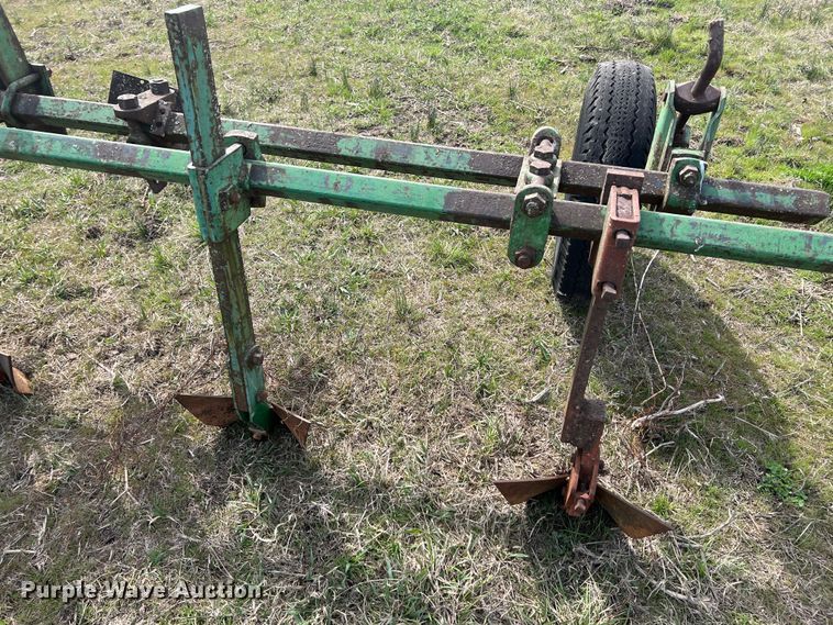 image for item KR9455 John Deere  plow