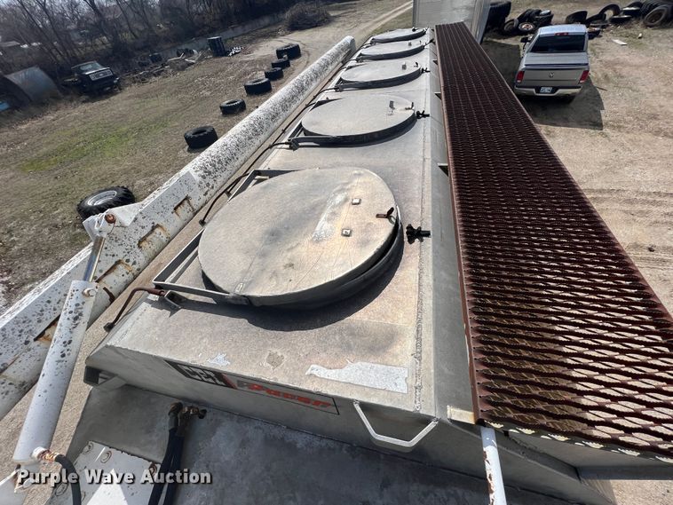 image for item KR9480 1988 International F2674  feed delivery truck