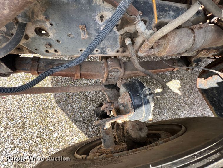 image for item KR9480 1988 International F2674  feed delivery truck