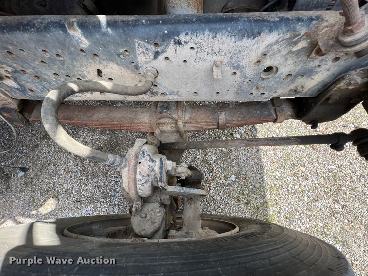 image for item KR9480 1988 International F2674  feed delivery truck